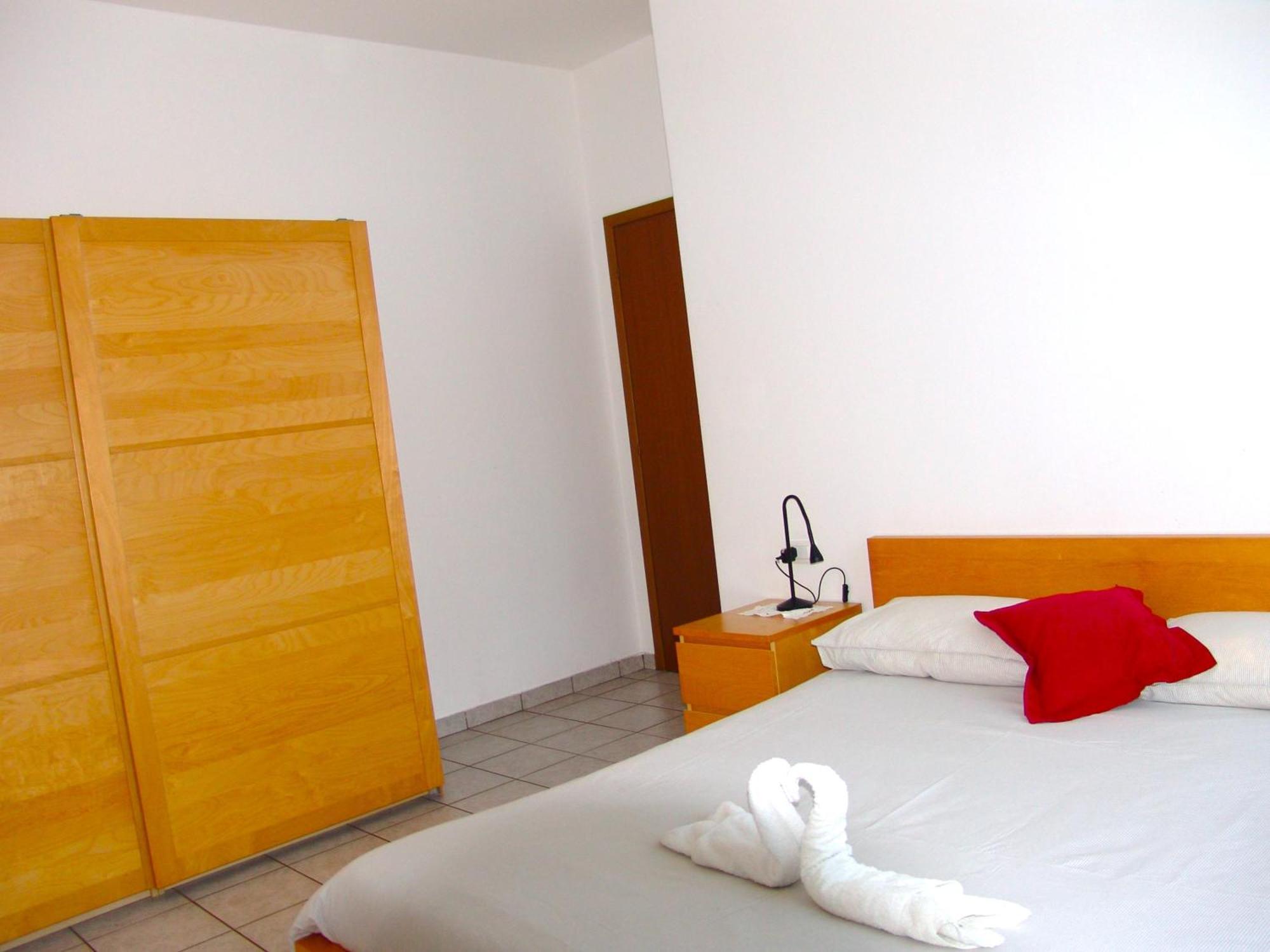 Modern Apartment Luci & Stelle Near Lake Como Nibionno Kültér fotó